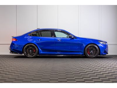 2025 BMW M5