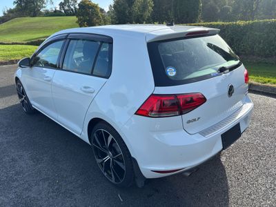 2016 Volkswagen Golf