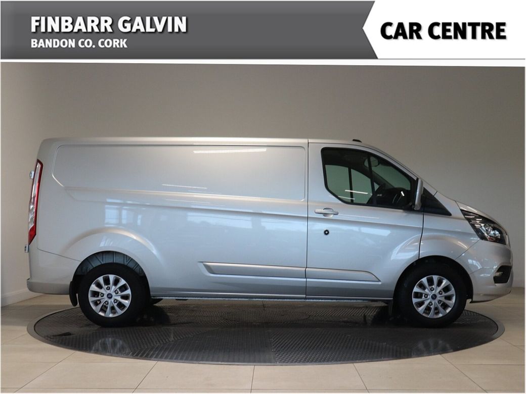 2023 Ford Transit Custom