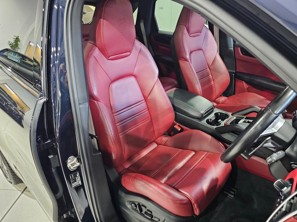 2023 Porsche Cayenne