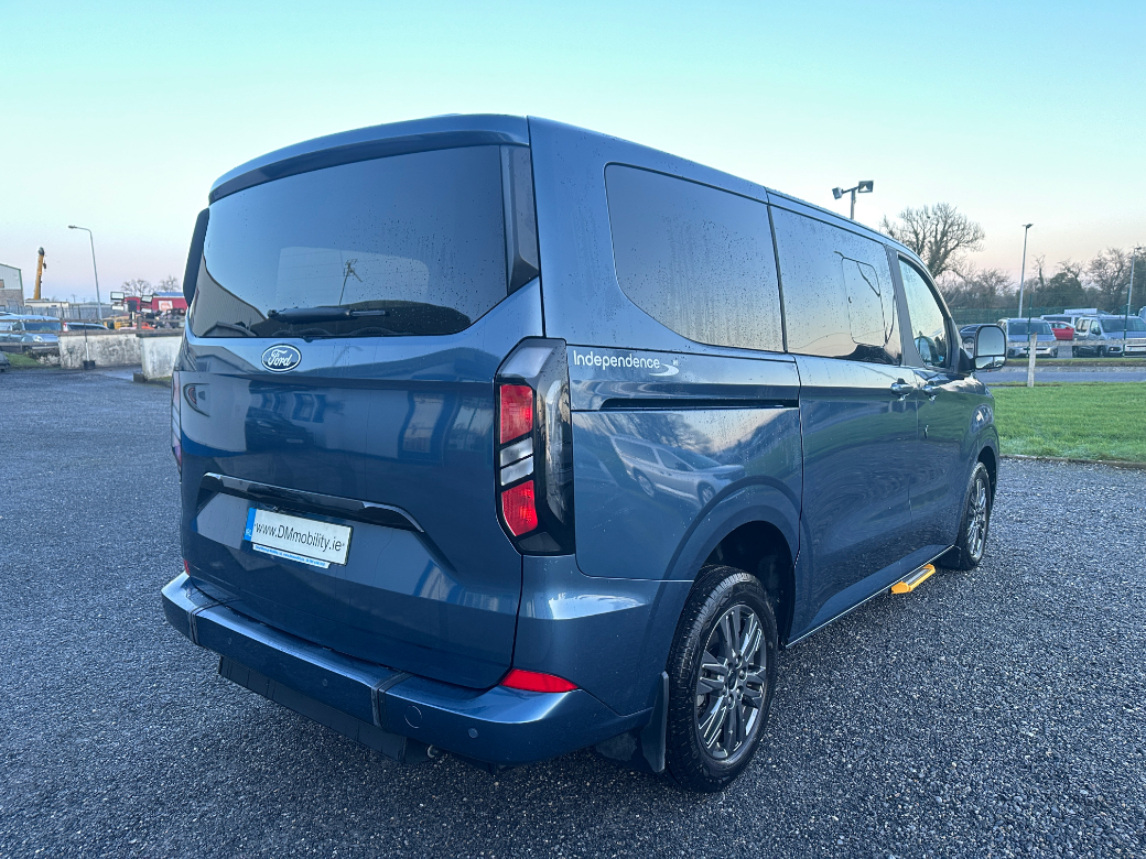 2024 Ford Tourneo Custom