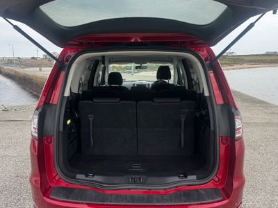 2016 Ford Galaxy