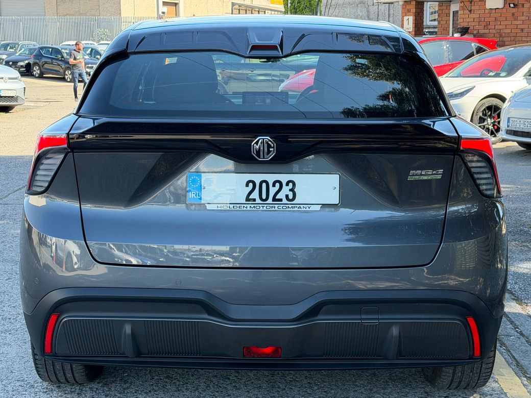 2023 MG MG4