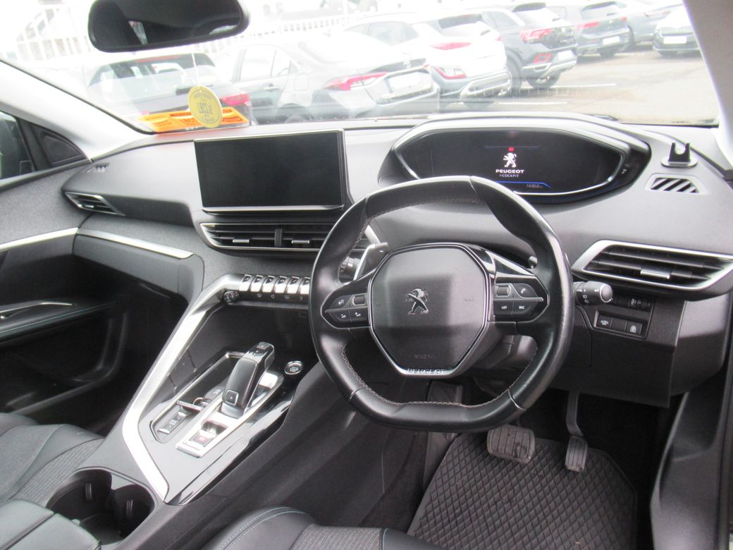 2022 Peugeot 5008