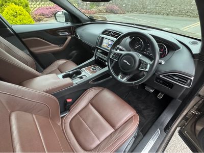 2016 Jaguar F-Pace