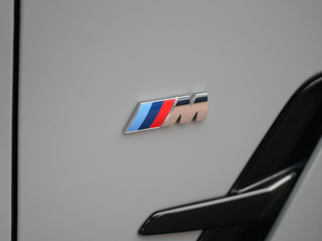 2023 BMW i4