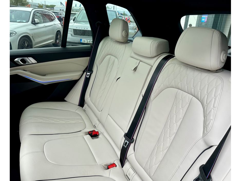 2023 BMW X5