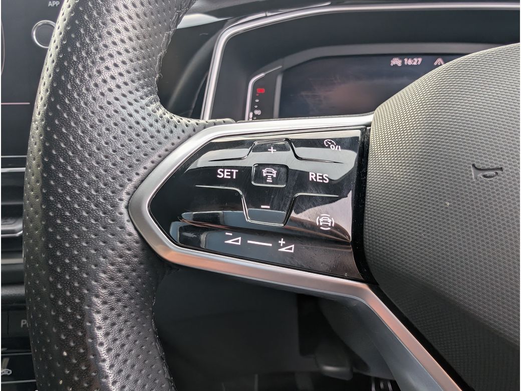 2023 Volkswagen T-Roc