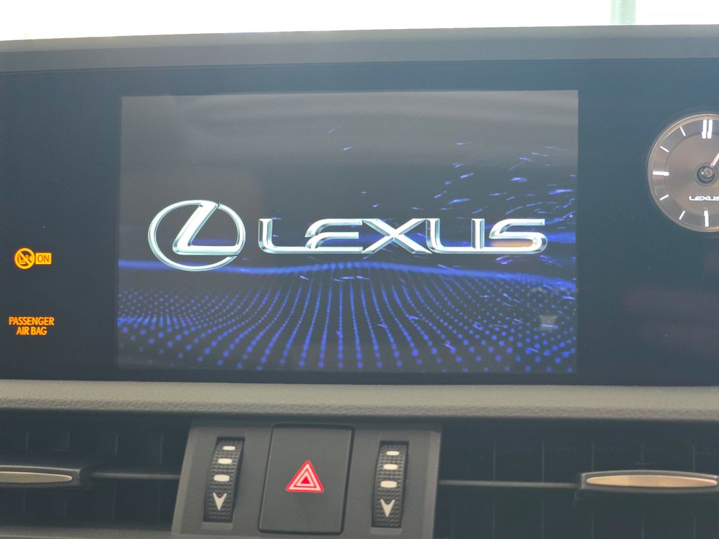 2019 Lexus ES 300h