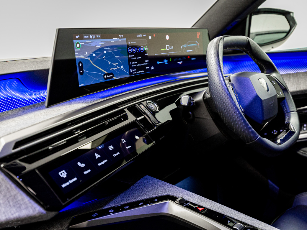 2025 Peugeot 5008