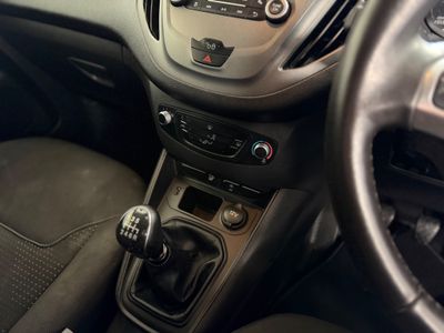 2022 Ford Transit Courier