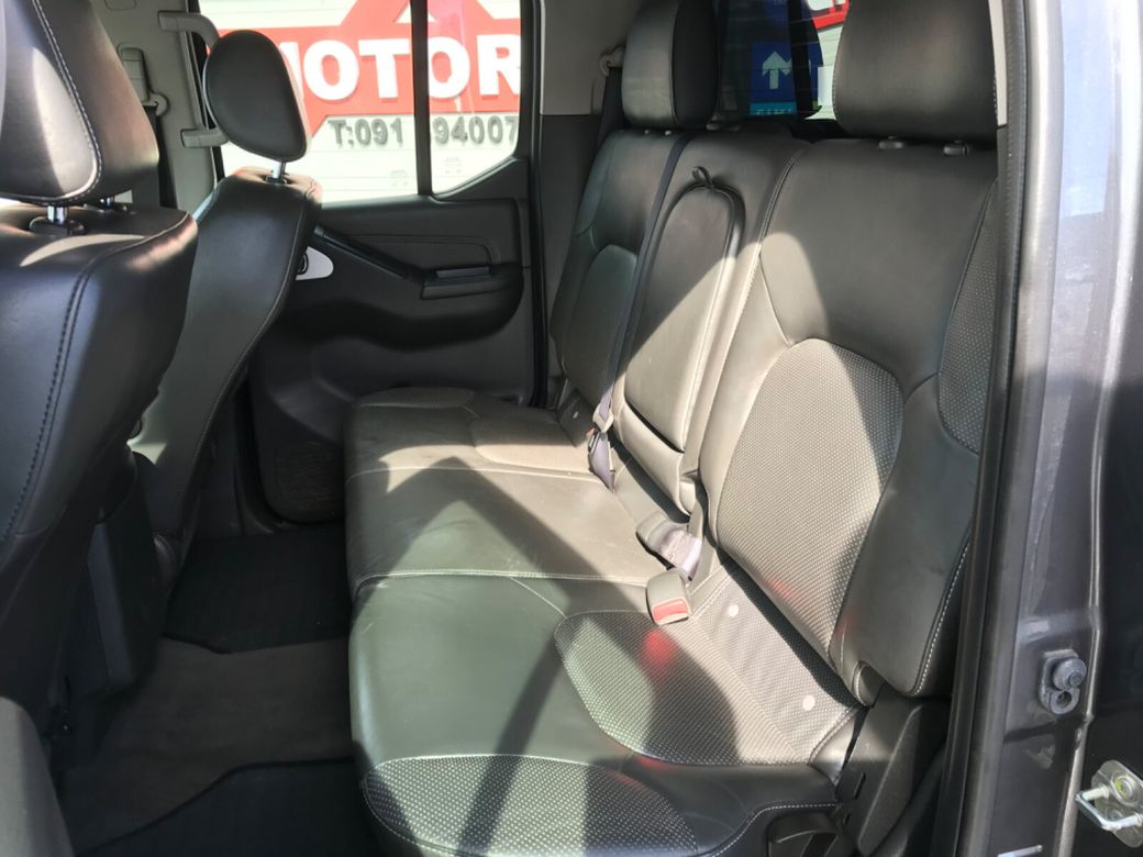 2015 Nissan Navara