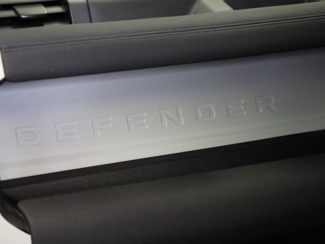 2023 Land Rover Defender