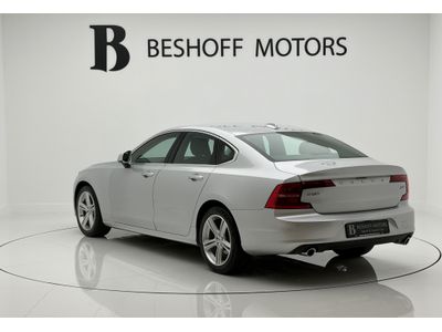 2021 Volvo S90