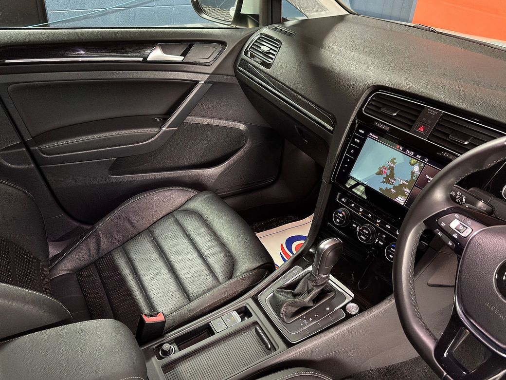 2017 Volkswagen Golf
