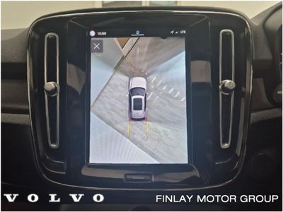 2023 Volvo XC40