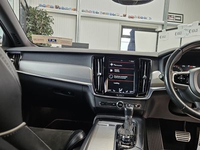 2018 Volvo S90