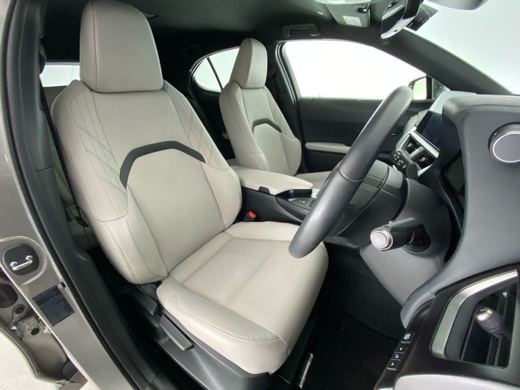 2023 Lexus UX 250H