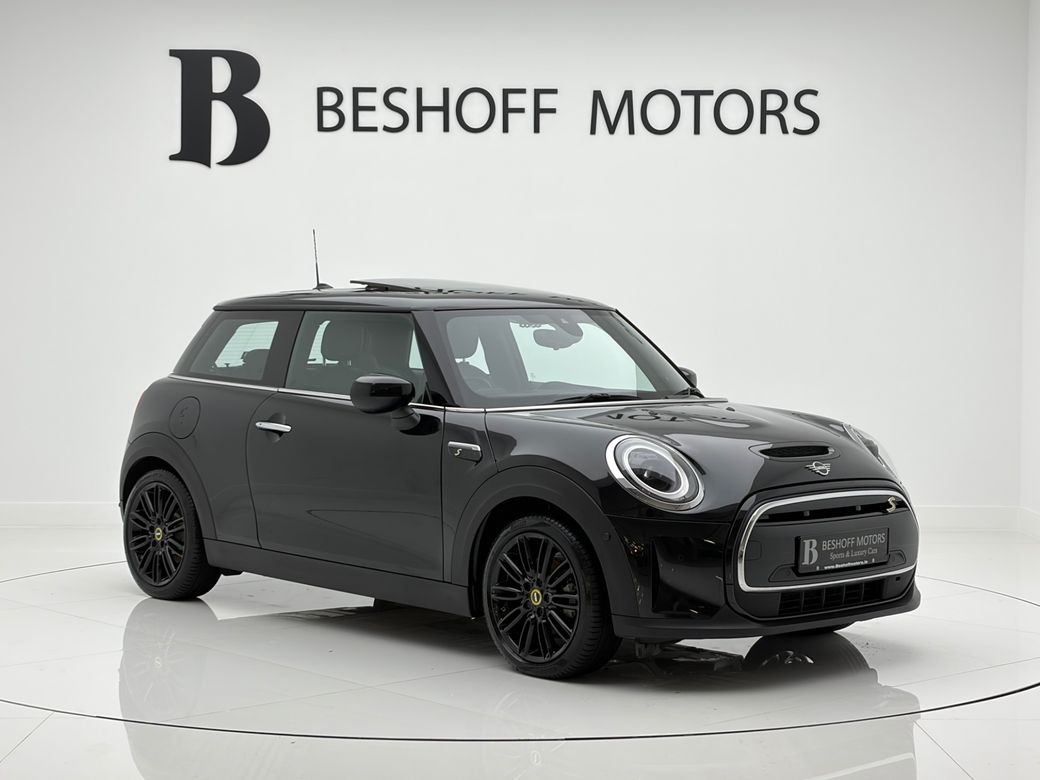 2023 Mini Hatch