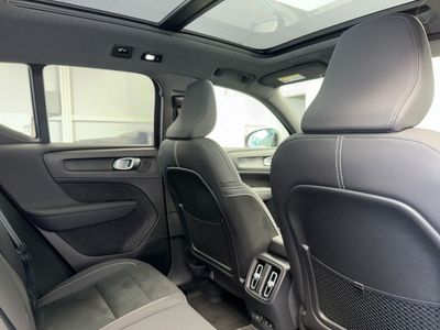 2023 Volvo XC40