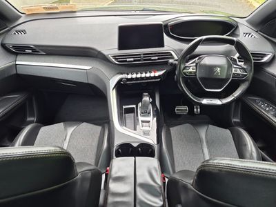 2018 Peugeot 5008