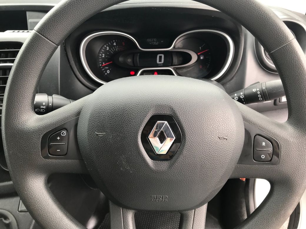2020 Renault Trafic