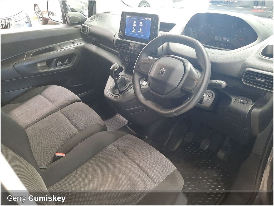 2021 Peugeot Partner