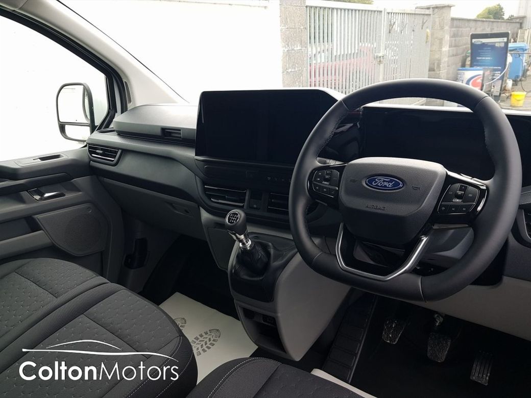 2024 Ford Transit Custom