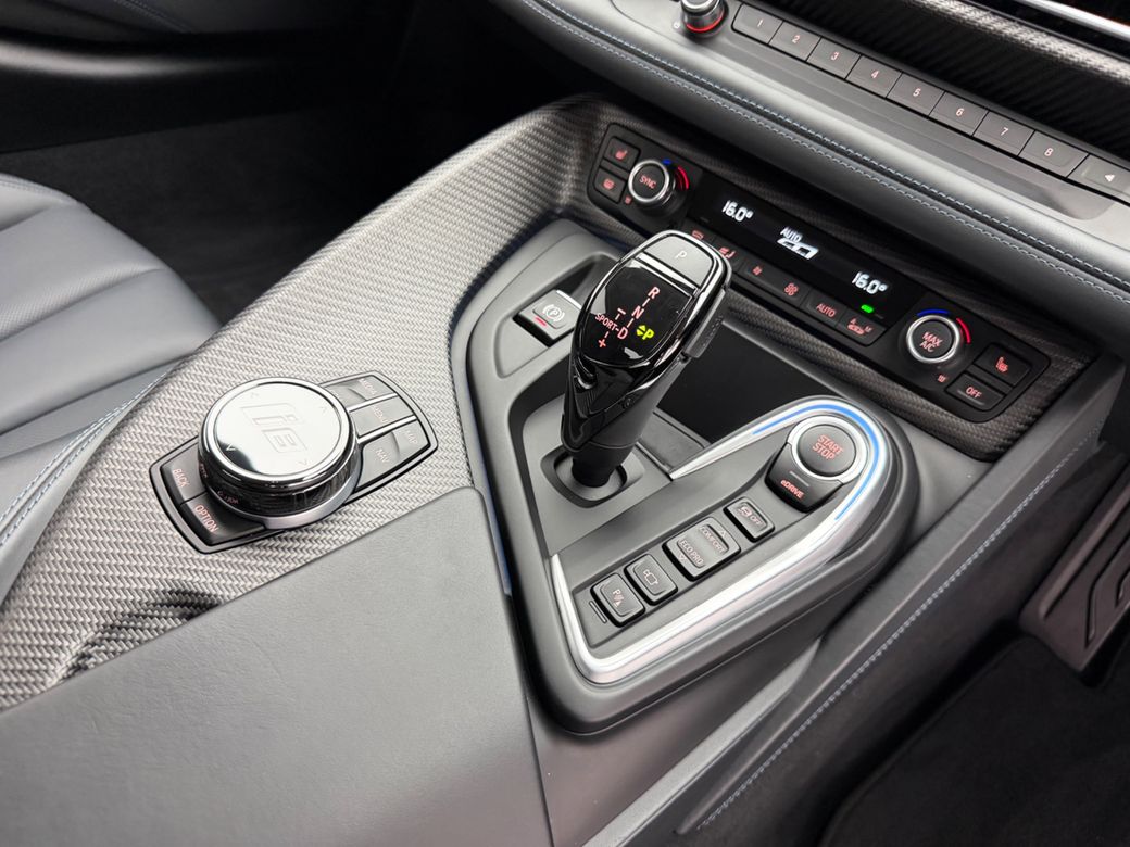 2020 BMW i8