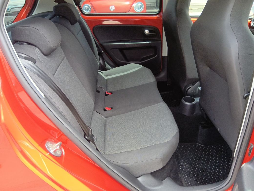 2016 Volkswagen up!