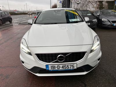 2019 Volvo V40