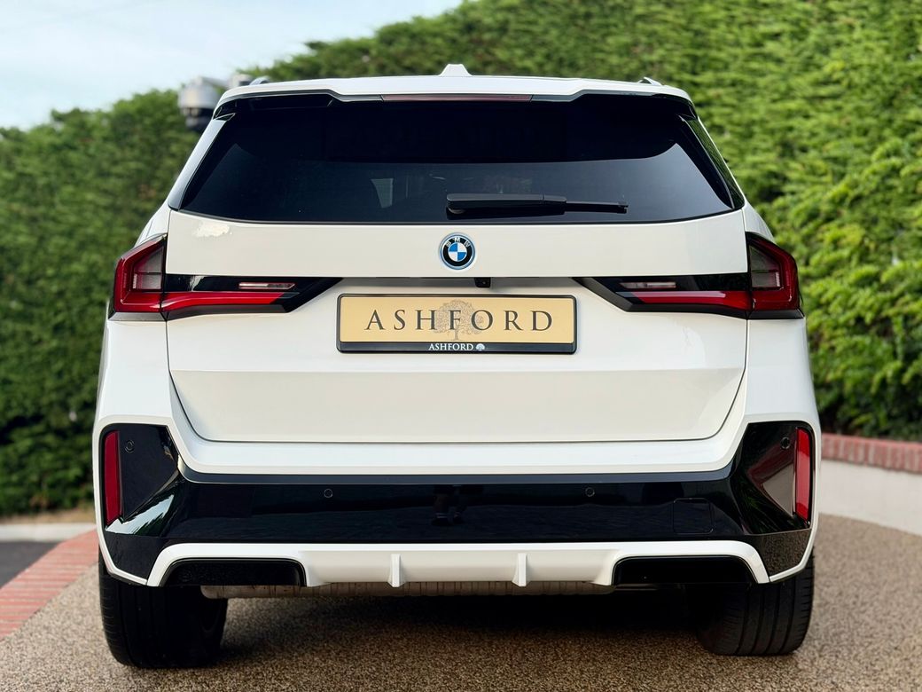 2023 BMW X1