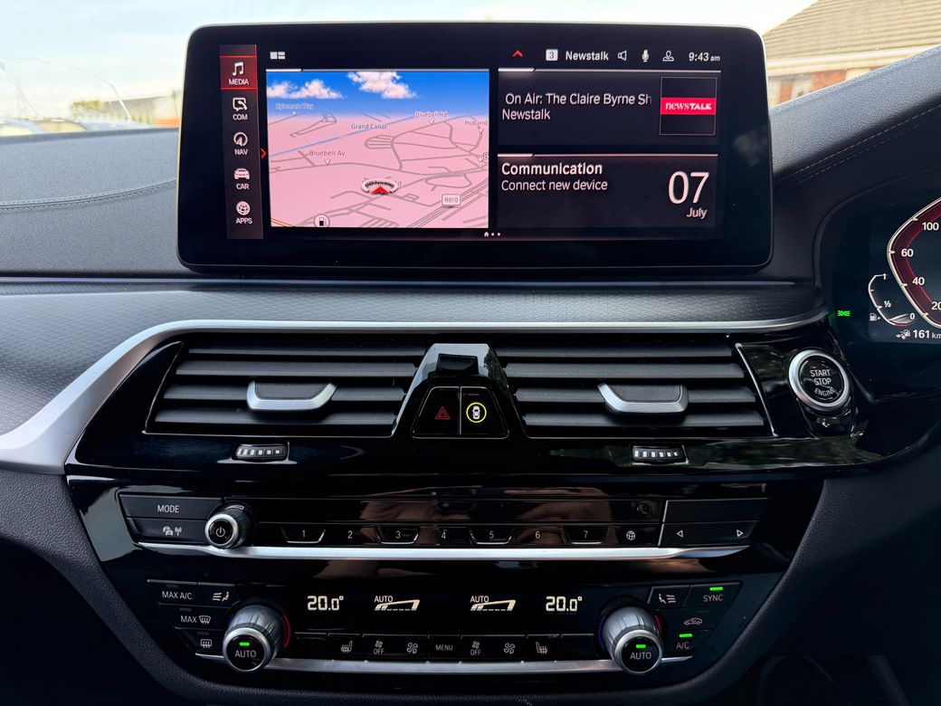 2023 BMW 530
