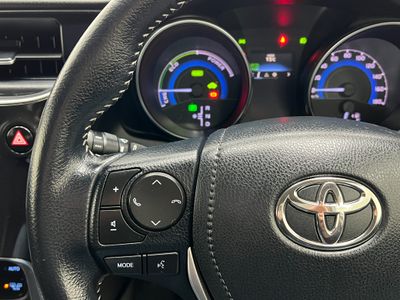 2016 Toyota Auris