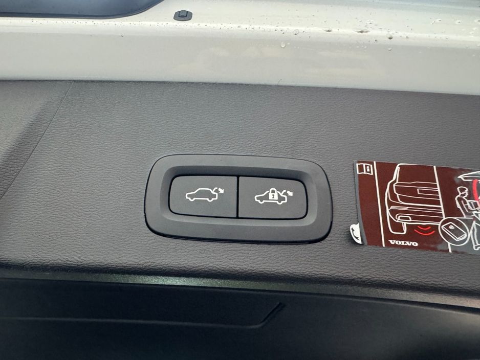 2022 Volvo XC40