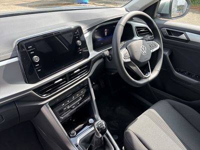 2025 Volkswagen T-Roc