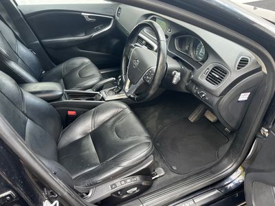 2015 Volvo V40