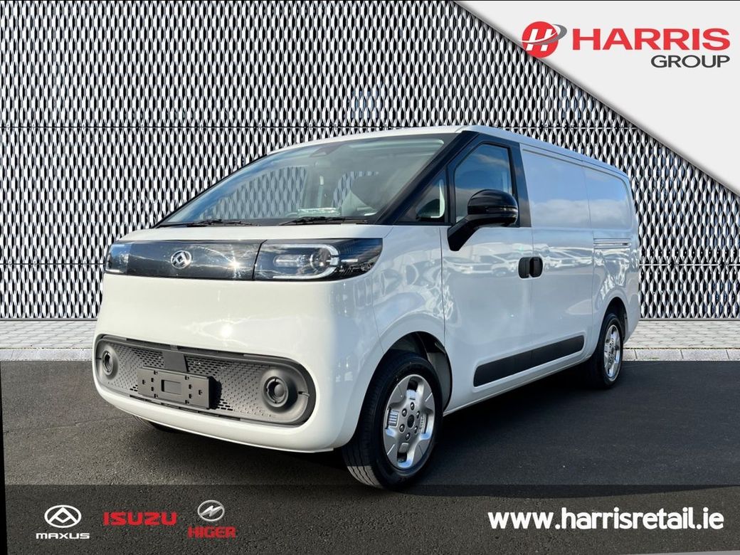 2026 White Maxus eDELIVER 5