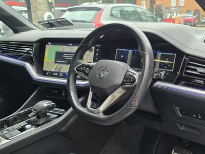 2022 Volkswagen Touareg