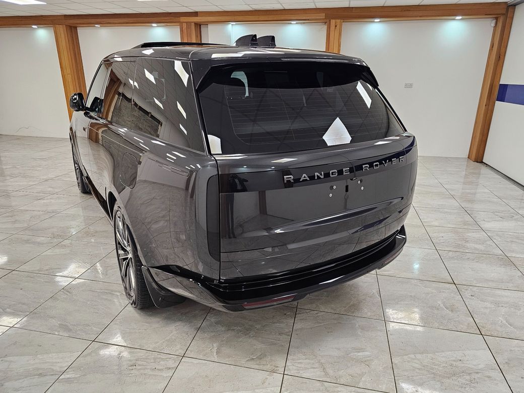 2025 Land Rover Range Rover