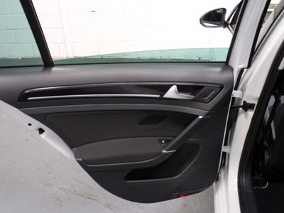 2017 Volkswagen Golf