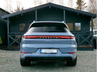 2025 Porsche Cayenne