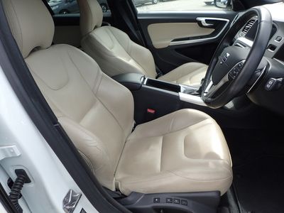 2017 Volvo V60