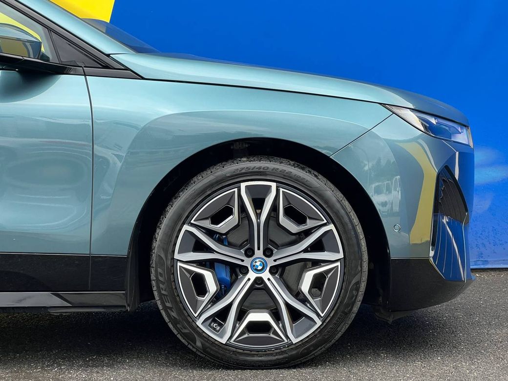 2022 BMW iX