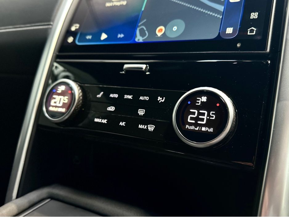2023 Land Rover Discovery