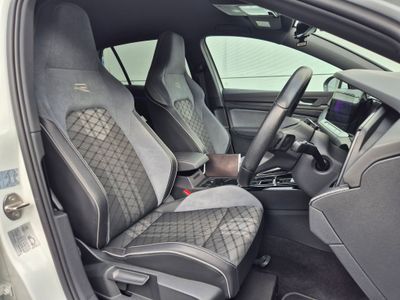 2024 Volkswagen Golf