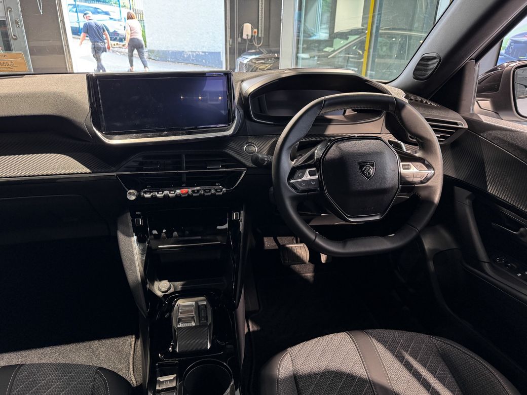2025 Peugeot 2008