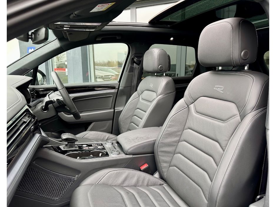 2025 Volkswagen Touareg