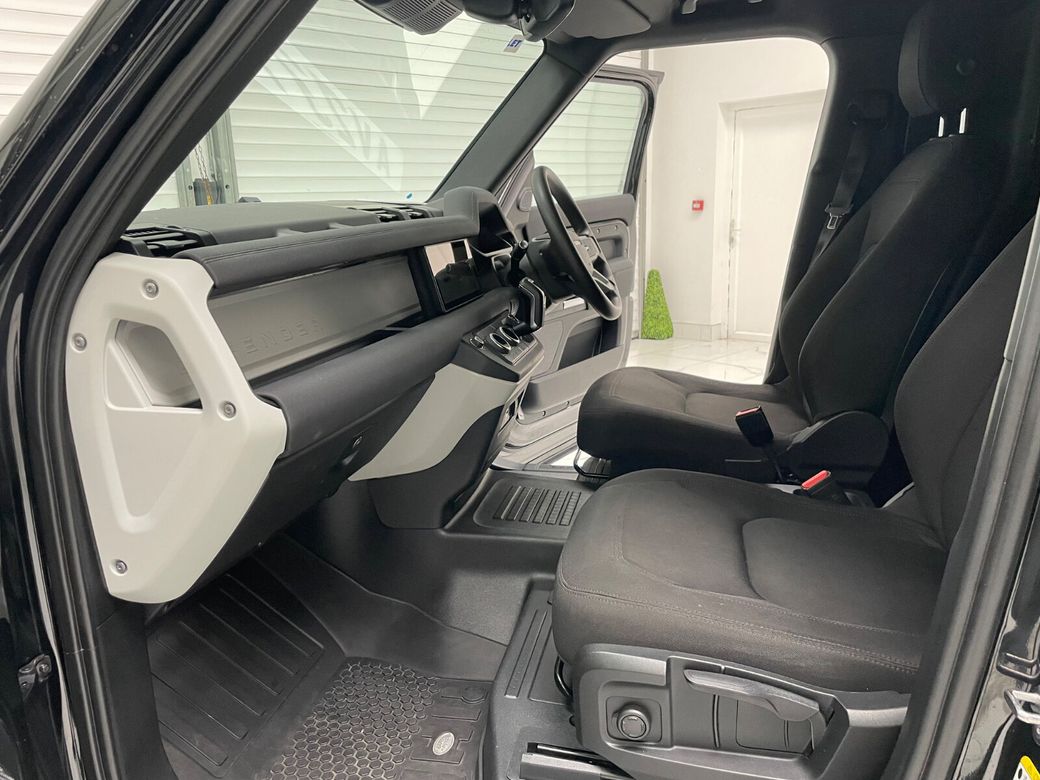 2023 Land Rover Defender