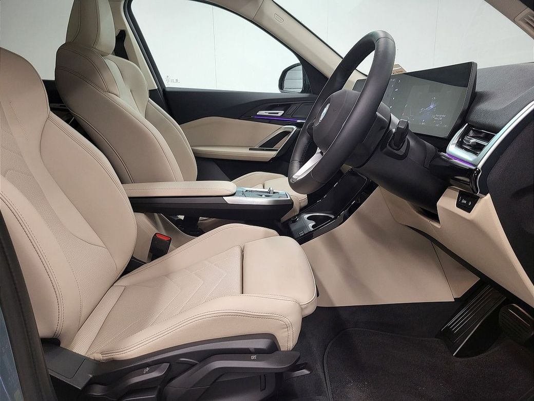 2025 BMW iX1